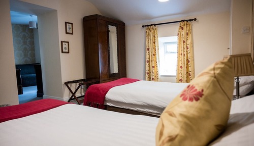 Quadruple Room, Ensuite (Family ensuite Courtyard)