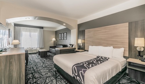 Deluxe Room, 1 King Bed, Non Smoking