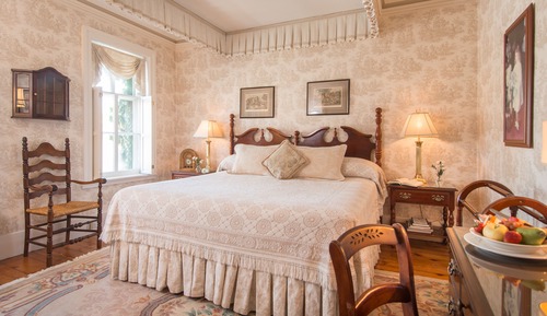 Standard Room, 1 King Bed
