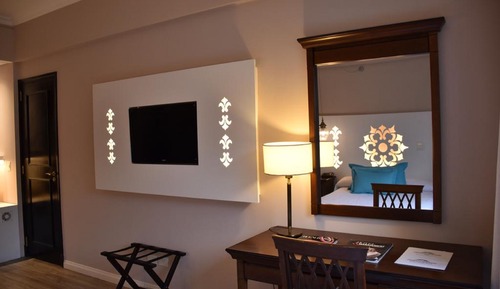 Standard Room, 2 Double Beds
