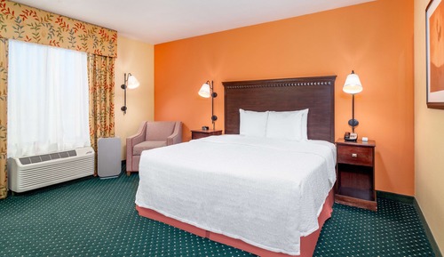 Premium Room, 1 King Bed, Non Smoking