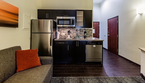 Studio Suite, 2 Queen Beds, Accessible, Kitchen (Comm, Accessible Tub)