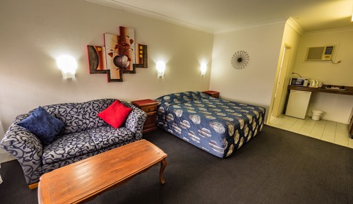 Premium Room, 1 King Bed, Mezzanine