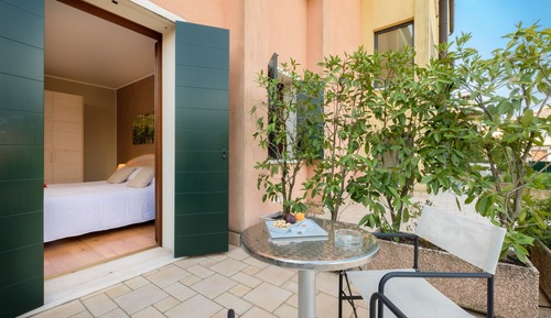 Classic Double Room, Mountain View