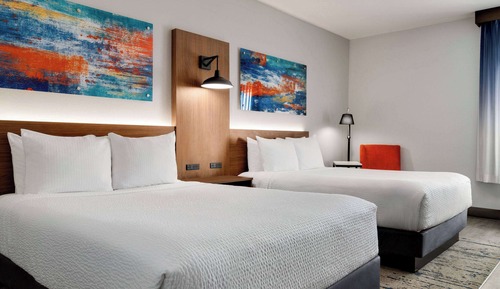 Room, 2 Queen Beds, Non Smoking, View