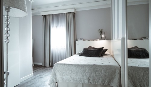 Classic Single Room