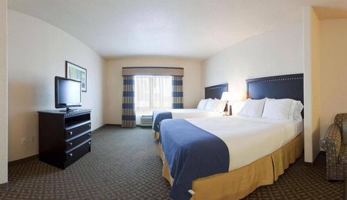 Suite, Multiple Beds