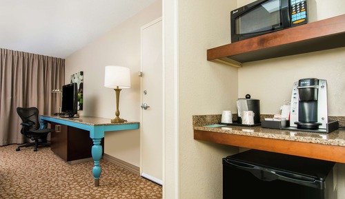 Room, 1 King Bed, Accessible