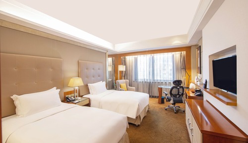 Luxury Room, 2 Twin Beds, City View