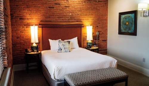 Deluxe Room, 1 Queen Bed