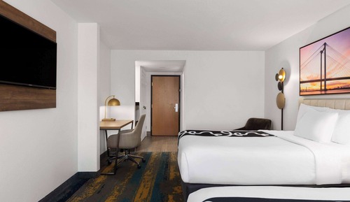 Room, 2 Queen Beds, Non Smoking