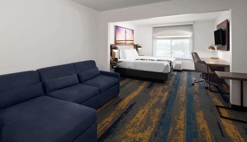 Deluxe Room, 1 King Bed, Non Smoking