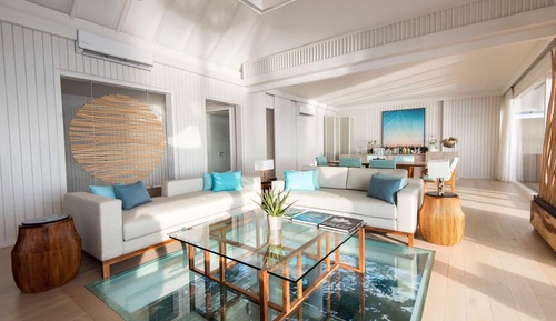 LUX* Villa