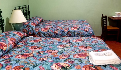 Standard Room, 2 Double Beds