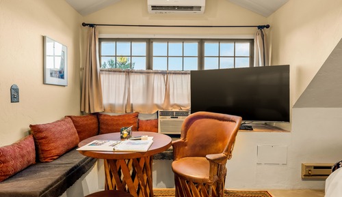 Suite 4 - Second Floor Room