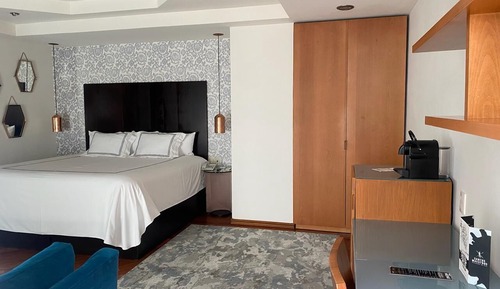 Standard Room, 1 King Bed