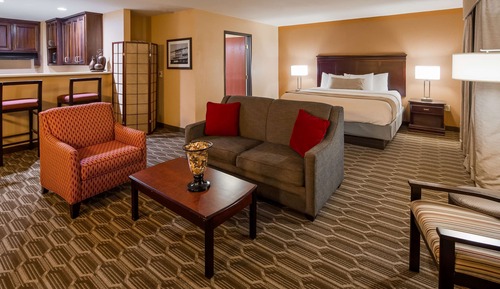 Presidential Suite, 1 King Bed, Non Smoking, Refrigerator & Microwave