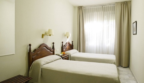 Double Room (with Living)