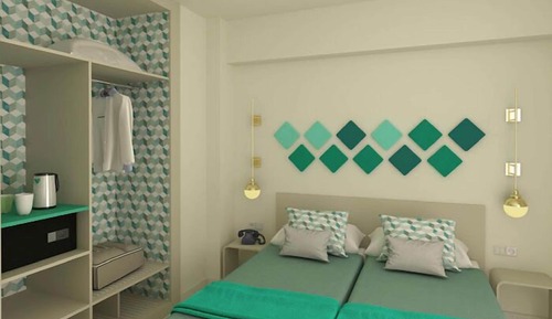Family Room (2 Adults + 2 Children)