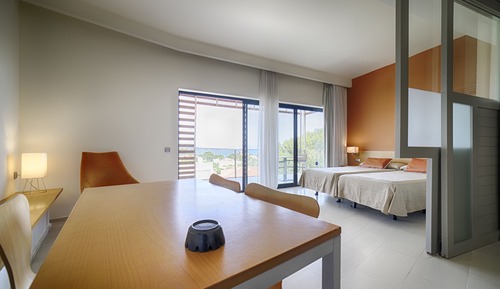 Apartment (2 Adults)