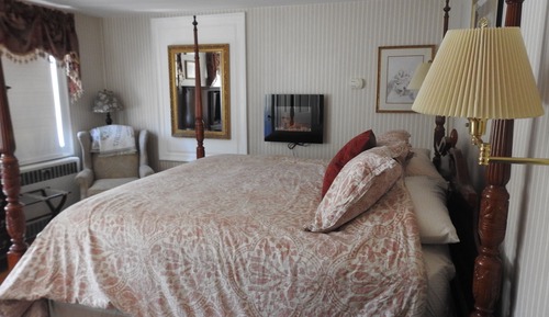 Deluxe Room, Private Bathroom (Gardenia Deluxe Room)