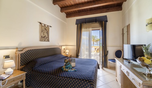 Terrace plus room