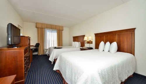 Room, 2 Queen Beds, Non Smoking