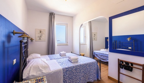 Family Room, Sea View