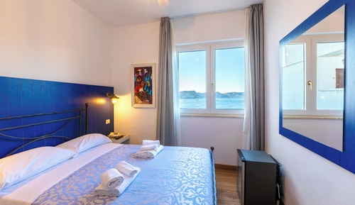 Economy Double Room, Sea View