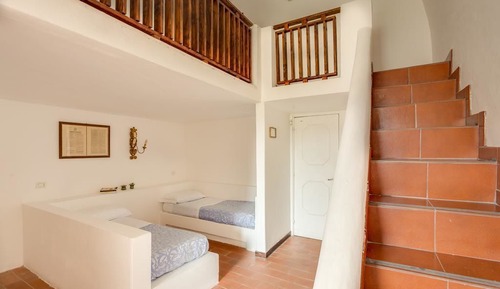 Family Room, Tower