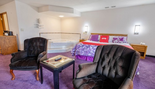 Room, 1 King Bed, Jetted Tub