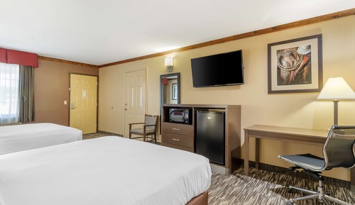 Standard Room, 2 Queen Beds, Accessible, Non Smoking