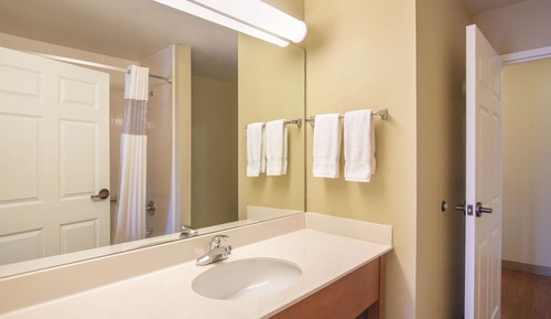 Suite, 1 King Bed, Non Smoking