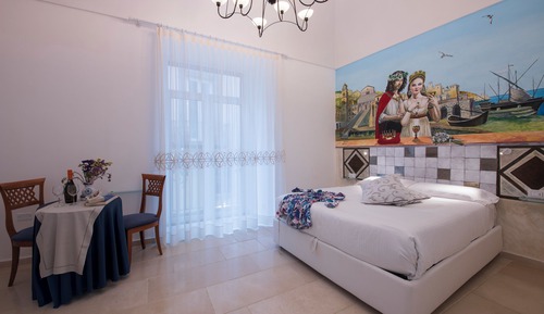 Junior Studio Suite, 1 Bedroom, Balcony, City View