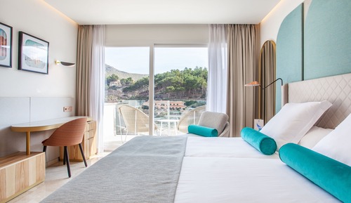 Junior Suite, Balcony, Sea View (2 adults + 2 children)