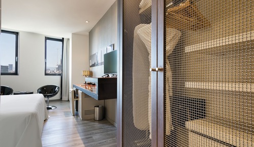 Premium Room