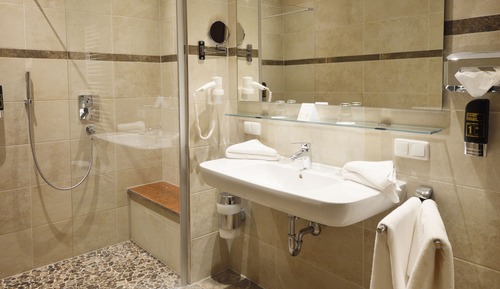 Double Room (B)
