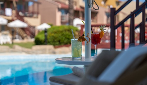 Standard Room, Pool View, Ground Floor
