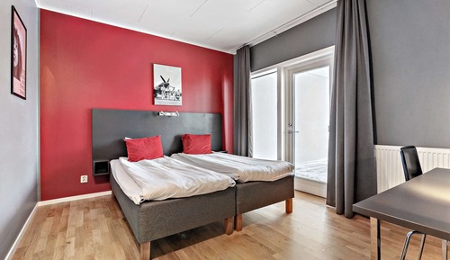 Superior Room, 1 King Bed, Non Smoking, Balcony (first night parking included)