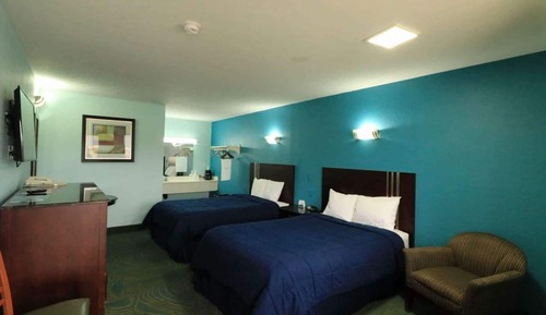 Double Room, 2 Double Beds, Refrigerator & Microwave