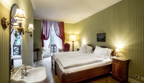 Superior Double room with Waterfall View
