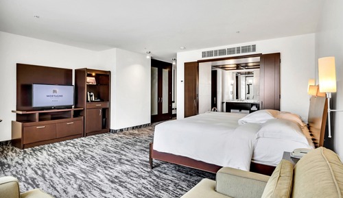 Room, 1 King Bed, Jetted Tub