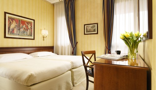 Classic Double Room