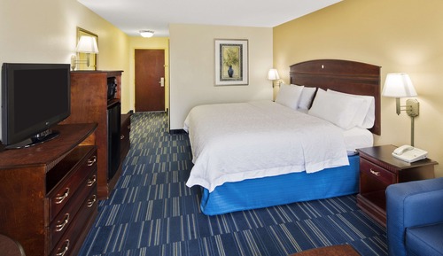 One king bed study non smoking