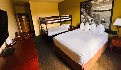Room, Multiple Beds, Non Smoking (Efficiency)
