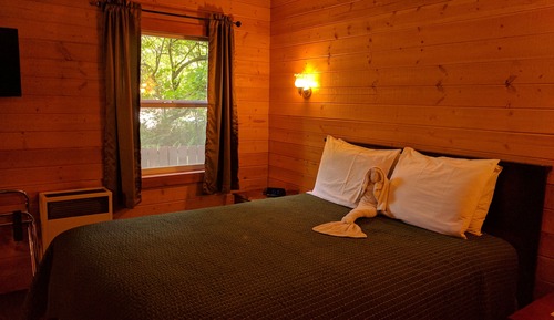 Family Cottage, 3 Bedrooms, Fireplace (no pets allowed)