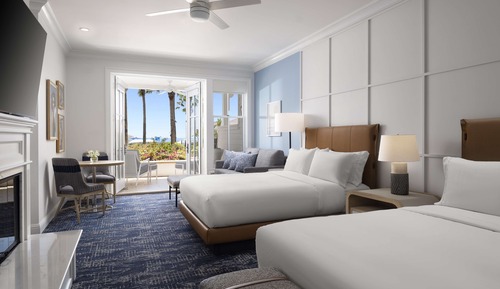 Coastal View Villa Guestroom - 2 Queen