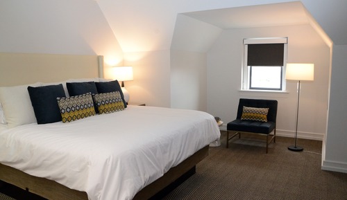 Executive Suite, 1 King Bed with Sofa bed