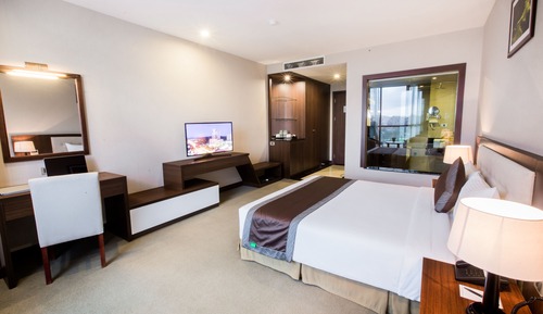 Deluxe King Room