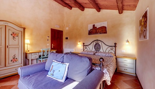 Deluxe Room, 1 Double Bed with Sofa bed, Hill View